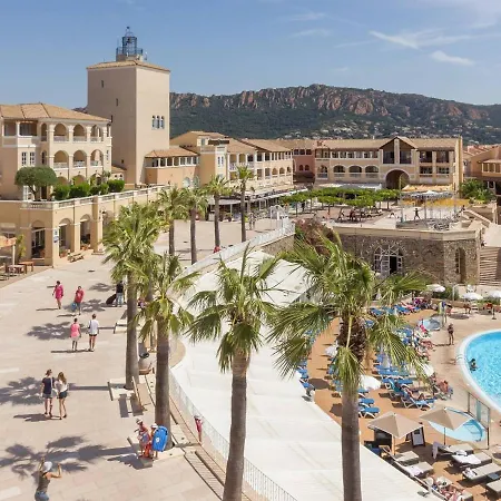 Appartement Cap Esterel Duplex Avec Solarium Et Parking Pour 6 Personnes - Fr-1-504-418