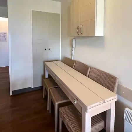 Duplex 3 Pieces Avec Terrasse, Solarium, Piscine Et Parking - Fr-1-504-418 *
